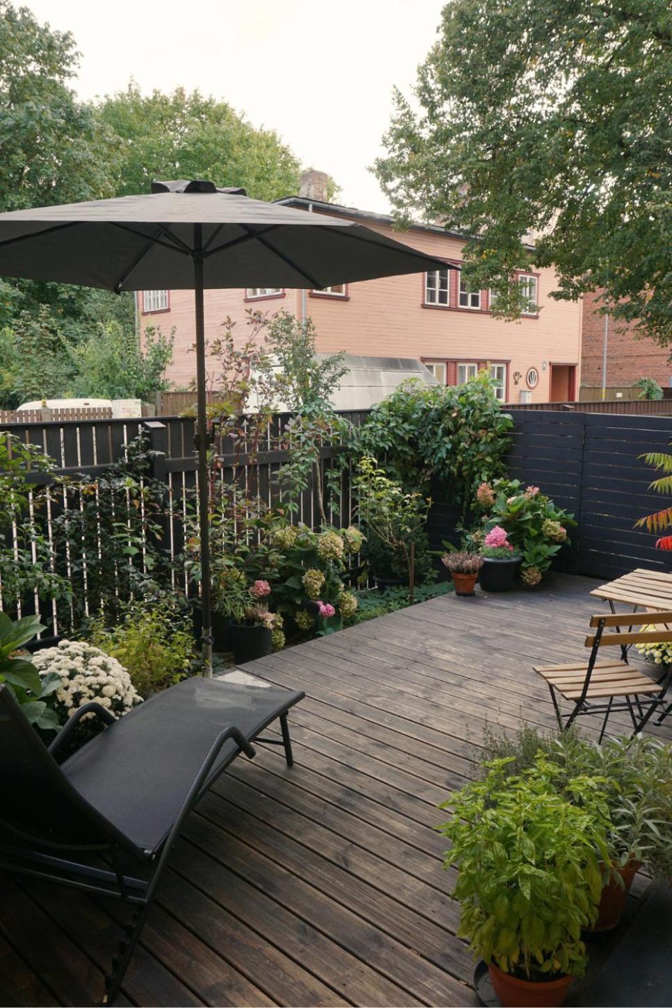 Apartment Terrace *